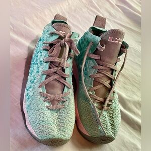 NIKE brand .Size 6 Youth or woman’s 7.5 size LeBron XVII 17 GS South Beach style